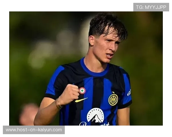 国米巴雷拉禁区外劲射门将无力扑救：瞬间的美感与持续训练的力量