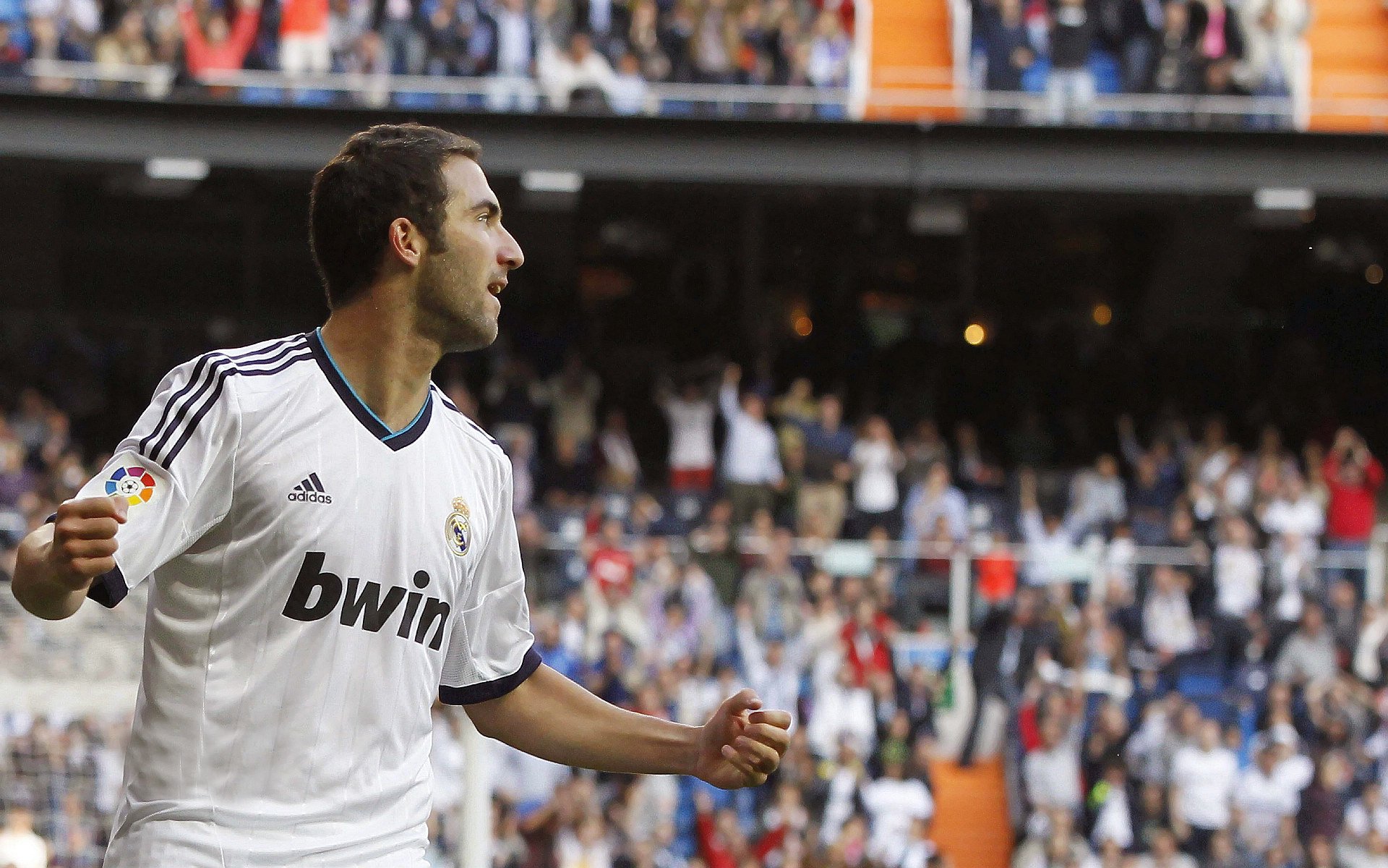 开云体育网址-五大联赛是否加强无球站位训练提升战术覆盖面，无球技术